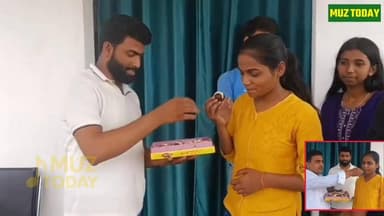 मुजफ्फरपुर की पलक ने किया कमाल, श्रृंगार दुकान चलाने वाले की बेटी बनी स्टेट टॉपर
.
.
.
.
#PalakKumari
#BiharBoard2026
...