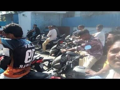 लोगों से अपील गलत अफ़वाह से ना घबराएं, पेट्रोल पंप पर लगी लंबी लाइन..#PetrolPump #FuelPanic #NoPanic