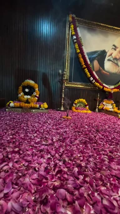 #नीमकरौरीधामइंदौर
#ram #hanuman #sitaram #ramram