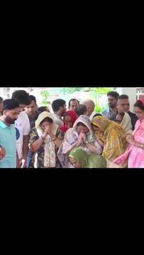 'अलविदा मेरे लाल…’, हरीश राणा के माथे को आखिरी बार चूम फूट-फूटकर रोए मां-बाप
#HarishRana #UttarPradesh #DelhiAIIMS #UPne...