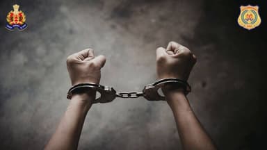 🚨Agra Police in Action🚨
पुलिस कमिश्नर, आगरा @DeepakKumarIPS के निर्देशन में #आगरा_पुलिस का स्पष्ट संदेश— महिला सुरक्षा ...