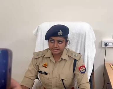 #SPPilibhit के निर्देशन में थाना जहानाबाद पुलिस द्वारा मोटरसाइकिल लूट के अभियोगों में वांछित 25-25 हजार रुपये के पुरस्का...