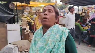 योग नगरी ऋषिकेश में शराब के अवैध कारोबार के कारण परेशान लोगों की पुलिस के साथ हुई जबरदस्त कहा सुनी।
#उत्तरखंड #ऋषिकेश