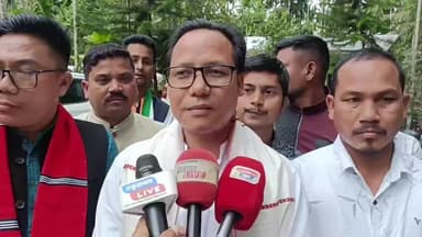 ঢকুৱাখানা ভাগ: কিছুমানে মোক লৈ জ্বলিছে,ভয় খাইছে, কিছুমানে মোক লৈ অপ প্ৰচাৰ চলাইছে,ঢকুৱাখনাত মন্তব্য কংগ্ৰেছ প্ৰাৰ্থী আনন্দ নৰহৰ