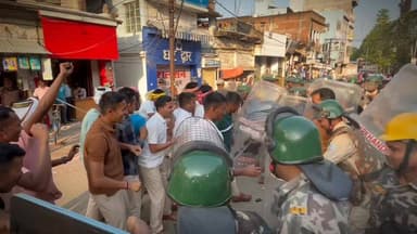 रामनवमी पर शांति व्यवस्था के लिए प्रशासन सख्त, उपद्रवियों पर नकेल कसने को मॉक ड्रिल आयोजित !
#Jharkhand #jharkhand #sho...