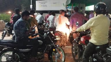 sepauu Jila Hathras Mein petrol ki bahut samasya hai Sadabad Mein petrol Nahin Hai bilkul bhi petrol pump band ho gaye h