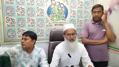 হাদিপুর ঝিকরা ২ অঞ্চলে তৃণমূল প্রার্থী মুফতি আব্দুল মাতিন সাহেবের সাংবাদিক সম্মেলন...