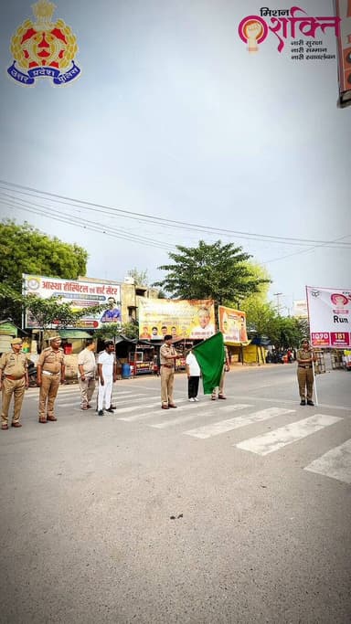 #जनपद_सुलतानपुर में पुलिस अधीक्षक सुलतानपुर @ipsCharuNigam के निर्देशन में सुलतानपुर पुलिस द्वारा उत्तर प्रदेश शासन द्वा...