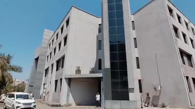 વલસાડ: EPS-95 પેન્શનર્સની ન્યાય માટે પોકાર: વલસાડમાં કલેક્ટરને અપાયું આવેદન