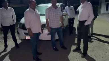 જામનગર: ક્રિષ્ના પાર્ક ગેટ પાસેથી કારમાં ચોરખાના બનાવી વિદેશી દારૂના જથ્થા સહિત 8 લાખથી વધુના મુદામાલ સાથે બે શખ્સો પકડાયા