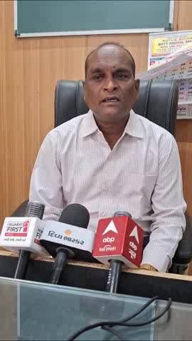 વલસાડ: કપરાડાની એક જર્જરિત પ્રાથમિક શાળામાં અભ્યાસ કરતા બાળકોના થયેલા વાયરલ વીડિયો અંગે DPEOએ માહિતી આપી