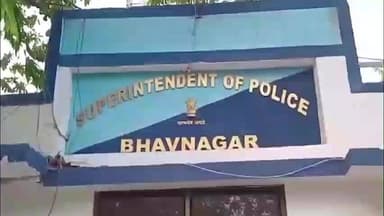 લોકલ ક્રાઈમ બ્રાંચ સહિતના પોલીસ મથક ખાતે ફરજ બજાવતા પીઆઈની પ્રમોશન સાથે ગૃહ વિભાગ દ્વારા બદલી કરાય