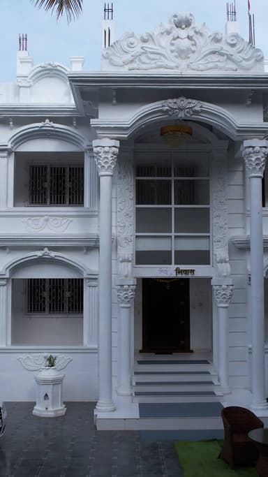 बवानी खेड़ा: The Waiter Damaad