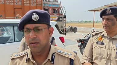 #पुलिस अधीक्षक #गणेश प्रसाद साह ने ओंछा थाना क्षेत्र में गोली मारकर #सेल्समैन की हत्या के संबंध में #जानकारी दी।