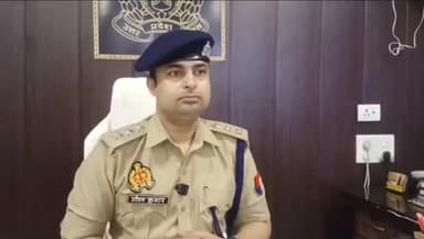 सुबह -ए-बनारस भोर की आरती में संस्था द्वारा #श्रद्धालुओं से #दुर्व्यवहार और #आरती के नाम पर #धनउगाही के आरोप का वीडियो व...