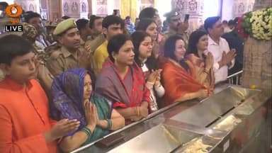 रामनवमी के पावन अवसर पर अयोध्या धाम से श्री राम लला के ललाट पर सूर्य तिलक के अद्भुत अलौकिक दर्शन कीजिए!
#SuryaTilak #ram...