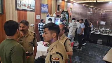 #ऋषिकेश में #होटल_नवरंग में पुलिस की छापेमारी।
पुलिस ने #नेपाली_थीम पर शुरू हुए #कसीनो को पकड़ा।20 हजार कॉइन, 60 हजार र...