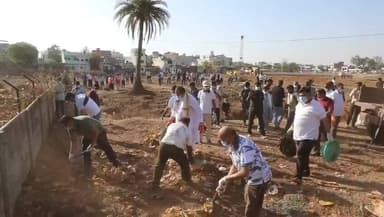 जिला प्रशासन द्वारा कलेक्टर श्री हिमांशु चंद्रा के मार्गदर्शन में चलाए जा रहे जनसहयोग से #जल_गंगा_संवर्धन_अभियान के तहत ...