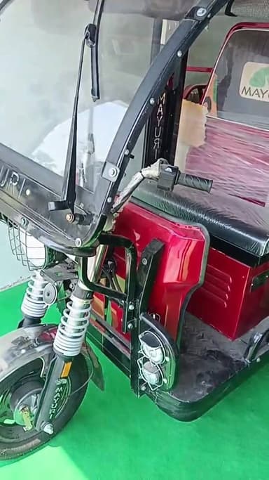 अमरेश ऑटो एजेंजी भारत का नं 1 कंपनी मयूरी बैटी गाड़ी 120 किलोमीटर की ग्रांटी #nonfolowar #newsbihar #gawtak #video #siwan...