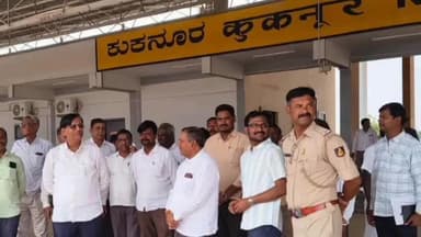 ಕುಕನೂರ: ಶಾಸಕ ಬಸವರಾಜ ರಾಯರೆಡ್ಡಿ ಕುಕನೂರು ಪಟ್ಟಣದಲ್ಲಿನ ರೈಲ್ವೆ ನಿಲ್ದಾಣಕ್ಕೆ ಭೇಟಿ ನೀಡಿ ಪರಿಶೀಲನೆ