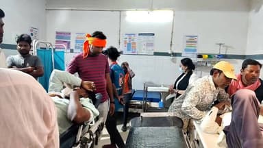 आमस थाना क्षेत्र के बिशुनपुर में बाइक दुर्घटना: तीन लोग जख्मी, स्थिति सामान्य
गयाजी जिला के आमस थाना क्षेत्र के बिशुनपु...