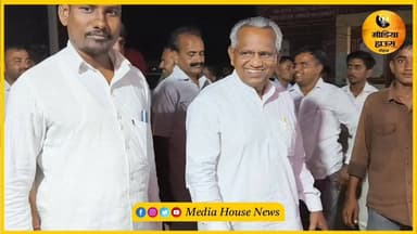 चौहटन के सणाऊ में आयोजित रात्रि चौपाल में पहुंचे, विधायक आदूराम मेघवाल,,,,
Aduram Meghwal #Sanau #Ratri_Chopal #Dm #Bar...