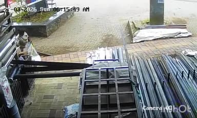 കോഴിക്കോട്: രാമനാട്ടുകരയിലെ പോപ്പുലർ ഹാർഡ് വേഴ്സ് സ്ഥാപനത്തിൽ മോഷണം,CCTV ദൃശ്യങ്ങൾ പുറത്ത് വന്നു