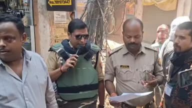 सीएम #योगी की महत्वाकांक्षी #दालमंडीसडकचौडीकरण योजना के लिए नवरात्रि एवं ईंद पर्व संपन्न होने के बाद आज से मकानों, दुकान...