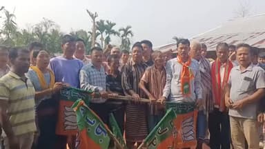 গণ্ডাছড়া: রামচন্দ্র পাড়ায় বিজেপিতে বড় যোগদান: সমীর রঞ্জন ত্রিপুরার হাত ধরে ৪ পরিবারের ১০ ভোটার পদ্ম শিবিরে