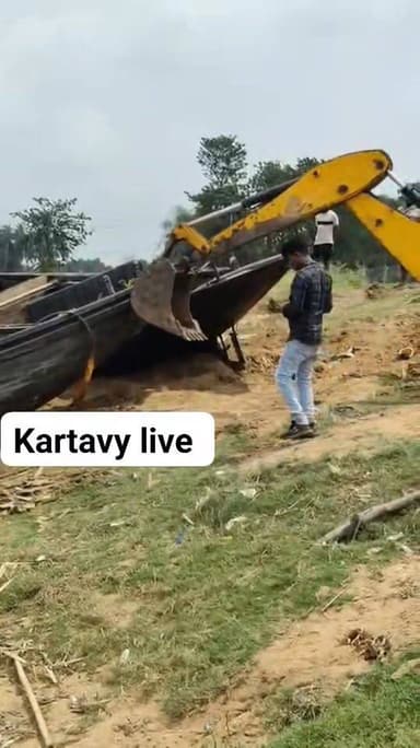 ବାଲି ଚୋରି କରିବ ନା ସବୁ ଘୋଷାଡ଼ି ଭାଙ୍ଗି ଦେବି ପୋଲିସ vs ମାଫିଆ