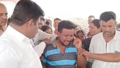 ಶಿರಾ: ಸಾಲಬಾಧೆಗೆ ರೈತ ಬಲಿ: ಕೆ.ಕೆ. ಪಾಳ್ಯದಲ್ಲಿ ಮೃತ ರೈತನ ಕುಟುಂಬಕ್ಕೆ ಎಂಎಲ್ಸಿ ಚಿದಾನಂದ ಎಂ. ಗೌಡ ಸಾಂತ್ವನ