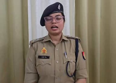 #Etawahpolice
⏭️थाना वैदपुरा क्षेत्रांतर्गत महिला एवं एक व्यक्ति के साथ हुई मारपीट की घटना का त्वरित अनावरण व पुलिस कार्...