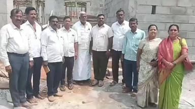 ಮಳವಳ್ಳಿ: ಪಟ್ಟಣದಲ್ಲಿ ಕುರುಬರ ಸಂಘದ ಮುಖಂಡರ ಸುದ್ದಿ ಗೋಷ್ಠಿ, ಸಂಘದ ಜಿಲ್ಲಾಧ್ಯಕ್ಷ ಸುರೇಶ್ ಮೇಲೆ ಕಪ್ಪು ಮಸಿ ಎರಚಿದ ಕೃತ್ಯಕ್ಕೆ ಖಂಡನೆ