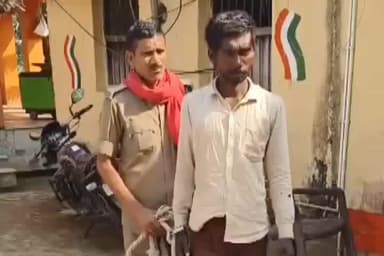 पिपरिया: करारी पिपरिया गांव से पुलिस ने 10 लीटर महुआ शराब के साथ तस्कर को किया गिरफ्तार