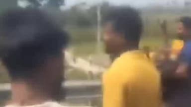 डुमरा: लगमा के पास राष्ट्रीय राजमार्ग पर कार दुर्घटनाग्रस्त, कई लोग गंभीर रूप से घायल