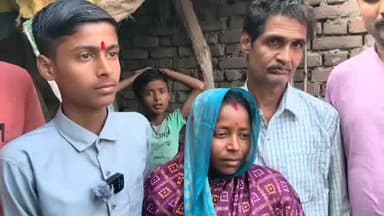 डुमरा: सीतामढ़ी के पवन कुमार ने बिहार में मैट्रिक परीक्षा में 8वां रैंक हासिल कर जिला टॉप किया