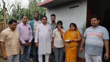 चौथम: नवादा की चंचल कुमारी ने 475 और फर्रेह की साक्षी कुमारी ने 456 अंक लाकर नाम रौशन किया, बेटियों का दबदबा