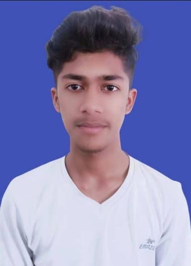 महनार के हाई स्कूल के छात्र रवि शंकर ने मैट्रिक परीक्षा में 419 अंक प्राप्त कर उल्लेखनीय सफलता हासिल की है। 🎉👏💪🎊