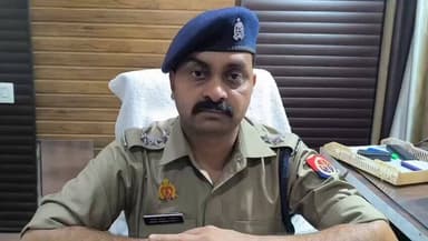 #BijnorPolice
थाना धामपुर क्षेत्रान्तर्गत ग्राम ढक्का कर्मचन्द के पास सड़क दुर्घटना में एक युवक की मृत्यु व अन्य 02 यु...