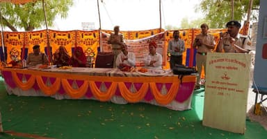 #Balotra: “अपना गांव, अपनी जिम्मेदारी” के तहत पाटोदी में पुलिस ने किया जनसंवाद।
नशामुक्ति, साईबर जागरूकता एवं सड़क सुरक्...