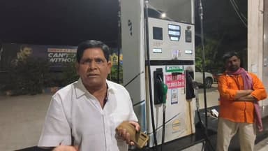 #आजमगढ़ में डीजल पेट्रोल को लेकर अफवाह फैलाने वाले कान खोल कर सुन लो जनता दे रही है आपको जवाब
#योगी #जहानागंज #मुबारकपु...