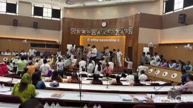 नाशिक: शाब्दीक चकमकींनी गाजली नाशिक महानगर पालिकेची अंदाजपत्रकिय सभा