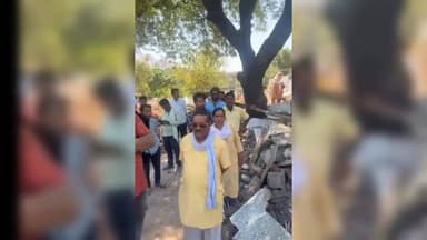 खंडवा नगर: सूरजकुंड कॉलोनी में 150 अतिक्रमण तोड़े, पट्टे वाले 4 मकानों को मोहलत, आज 60 मकान टूटेंगे