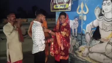 जमुई: सोशल मीडिया से शुरू हुआ प्यार, घर भागकर प्रेमी जोड़े ने मंदिर में रचाई शादी, जमुई में शादी का वीडियो हुआ वायरल