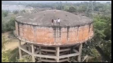 రామగుండం: వాటర్ ట్యాంక్ ఎక్కి నిరసన తెలిపిన తెలంగాణ ఉద్యమకారులు