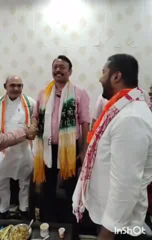 जलालपुर: पूर्व सिटी मजिस्ट्रेट अलंकार अग्निहोत्री मालीपुर पहुंचे, नई पार्टी के गठन के बाद भाजपा सरकार पर साधा निशाना