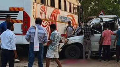 गडचिरोली: गडचिरोली चामोर्शी मार्गावर तळोधी गावाजवळ स्कॉर्पिओ ट्रॅव्हल्स अपघातात ६ ठार ५ जख्मी