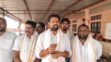 వేములవాడ: భక్తి రెండువేల మంది హనుమాన్ స్వాములకు అన్నదానం చేశాం: వేములవాడ మున్సిపల్ చైర్మన్ పుల్కం రాజు