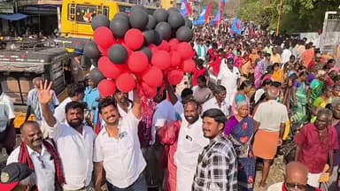 ஆண்டிப்பட்டி: ஆண்டிபட்டி திமுக வேட்பாளர் கம்பம் திமுக வேட்பாளர்களுக்கு ஆண்டிபட்டியில் பிரம்மாண்ட வரவேற்பு வழங்கினர்