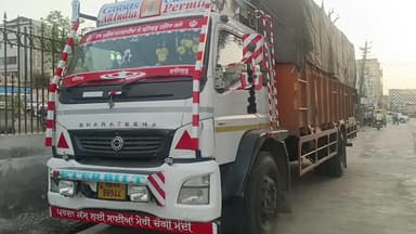 सरदारशहर: खिलेरिया फांटा के पास पुलिस ने मेगा हाईवे पर नाकाबंदी तोड़कर भागे ट्रक से डोडा पोस्त बरामद किया, दो आरोपी गिरफ्तार